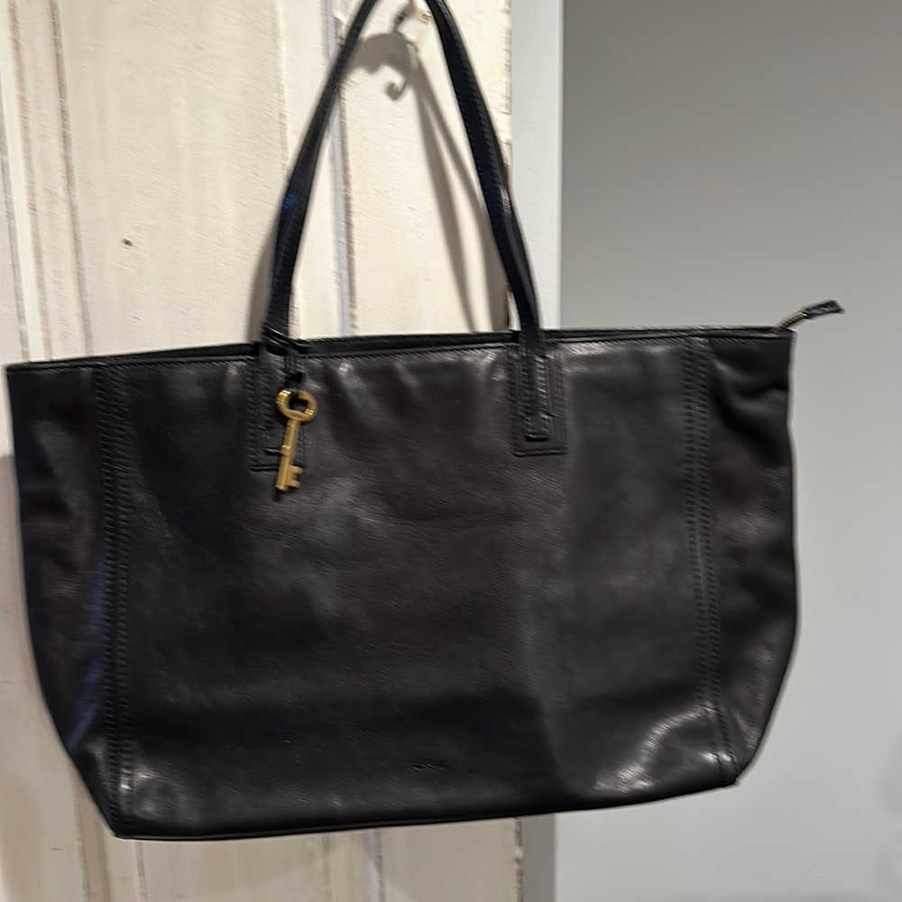 Fossil black leather purse